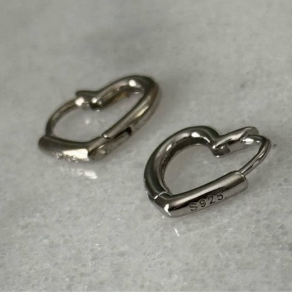 Sterling Silver Heart Huggie Hoop Earrings 

Brand New - Picture 2 of 5